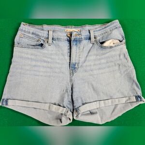 Levi's mid length shorts size 31